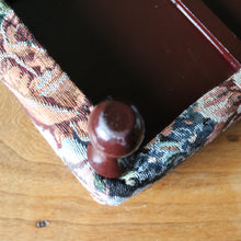 Charger l'image dans la galerie, Repose-pieds tapissé vintage