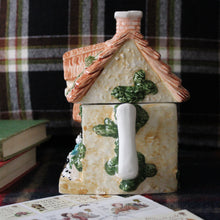 Charger l'image dans la galerie, Théière anglaise fantaisie Lilley Cricket Club