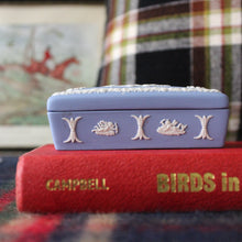 Charger l'image dans la galerie, Boîte à bijoux Wedgwood