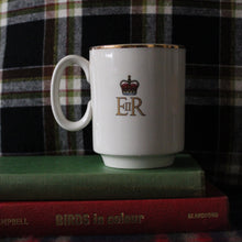 Charger l'image dans la galerie, Tasses et mugs de la famille royale