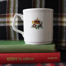 Charger l'image dans la galerie, Tasses et mugs de la famille royale