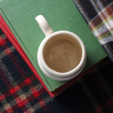 Charger l'image dans la galerie, Tasses et mugs de la famille royale