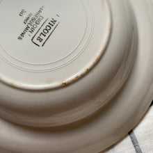 Charger l'image dans la galerie, Assiettes creuses en faïence dépareillées x4