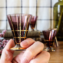 Charger l'image dans la galerie, Verres à liqueur soufflés Art Déco