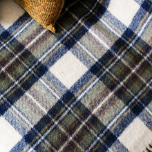 Charger l'image dans la galerie, Plaid pure laine anglais