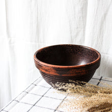 Charger l'image dans la galerie, Cache-pot en terre cuite vintage
