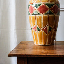 Charger l'image dans la galerie, Grand vase vintage en céramique terracotta