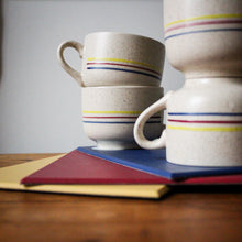 Charger l'image dans la galerie, Ensemble de 6 tasses Mid-century vintage