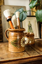 Charger l'image dans la galerie, Pichets en poterie d'Alsace vintage