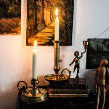 Charger l'image dans la galerie, Chandeliers anciens laiton
