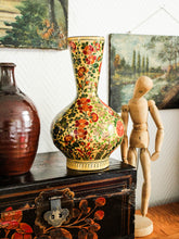 Charger l&#39;image dans la galerie, Joli vase fleuri ancien
