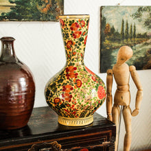 Charger l&#39;image dans la galerie, Vase fleuri en carton bouilli vintage
