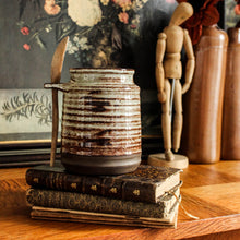 Charger l'image dans la galerie, Pot à sucre poterie ancienne
