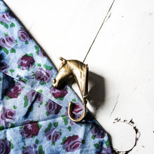 Charger l'image dans la galerie, Crochet en laiton tête de cheval vintage