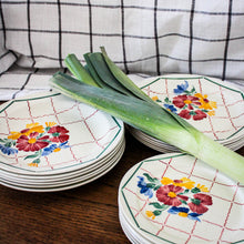 Charger l'image dans la galerie, Service assiettes anciennes HBCM