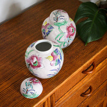 Charger l'image dans la galerie, Paire de pots à gingembre anciens