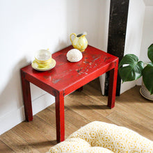 Charger l'image dans la galerie, Table d’appoint chinoise en bois