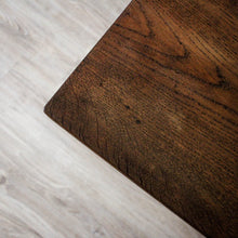 Charger l'image dans la galerie, Bureau en bois brut ancien