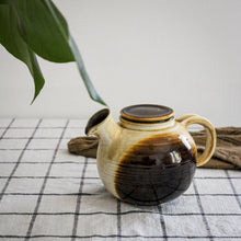 Charger l'image dans la galerie, Théière en grès signée dans le goût de Robert Deblander