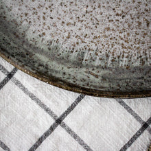 Charger l'image dans la galerie, Plats, poteries de la Vallée Noire