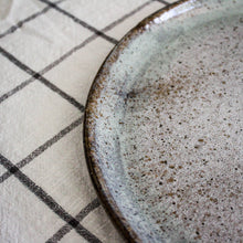 Charger l'image dans la galerie, Plats, poteries de la Vallée Noire