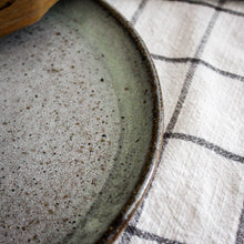 Charger l'image dans la galerie, Plats, poteries de la Vallée Noire