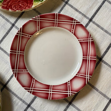 Charger l'image dans la galerie, Assiettes à dessert dépareillées x4