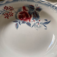 Charger l'image dans la galerie, Assiettes creuses en faïence dépareillées x4