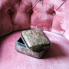 Charger l'image dans la galerie, Boîte indienne vintage