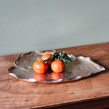 Charger l'image dans la galerie, Coupe à fruits en cuivre vintage forme de feuille