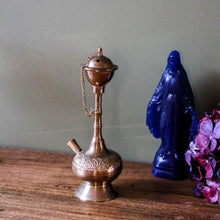 Charger l'image dans la galerie, Chicha ou pipe à eau vintage en laiton
