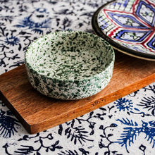 Charger l'image dans la galerie, Coupelle italienne Schizzi verte mouchetée vintage