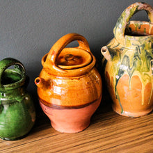 Charger l'image dans la galerie, Cruche vintage en terre cuite ocre