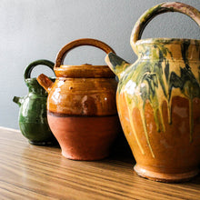 Charger l'image dans la galerie, Cruche, gargoulette en terre cuite
