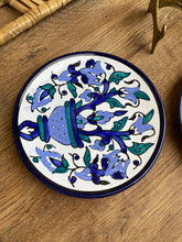 Charger l'image dans la galerie, Plats ou assiettes bleues tunisiennes