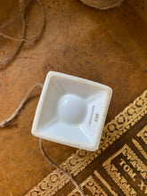 Charger l'image dans la galerie, Écrin vintage "Hibiscus"