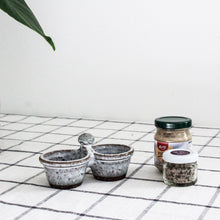 Charger l'image dans la galerie, Salière poivrière, poterie de la Vallée Noire