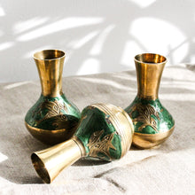 Charger l'image dans la galerie, Petits vases laiton cloisonné poissons