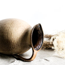 Charger l'image dans la galerie, Grand pichet W. Germany et son bouquet