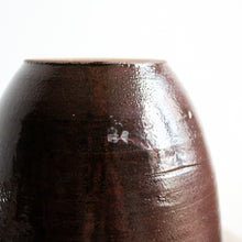 Charger l'image dans la galerie, Grand vase en poterie