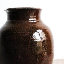 Charger l'image dans la galerie, Grand vase en poterie