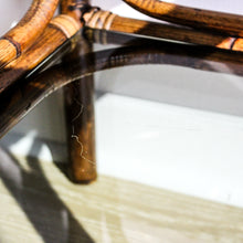 Charger l'image dans la galerie, Table basse en rotin et verre fumé