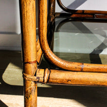 Charger l'image dans la galerie, Table basse en rotin et verre fumé