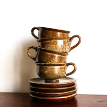 Charger l'image dans la galerie, 4 tasses et sous-tasses à café vintage
