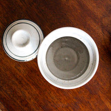 Charger l'image dans la galerie, Tasses à café et sucrier de Corée