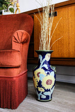 Charger l'image dans la galerie, Grand vase asiatique vintage