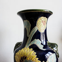 Charger l'image dans la galerie, Grand vase asiatique vintage