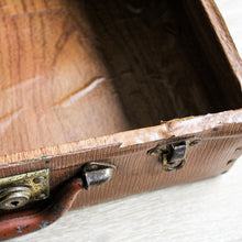 Charger l'image dans la galerie, Valisette Fibroc vintage