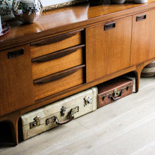 Charger l'image dans la galerie, Grande valise en cuir vintage