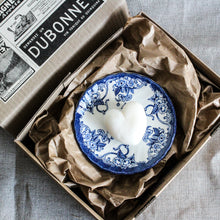 Charger l'image dans la galerie, coffret cadeau vintage coupelle savon artisanal